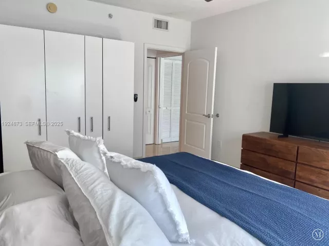 Продажа квартиры #1822 - фото 6855032