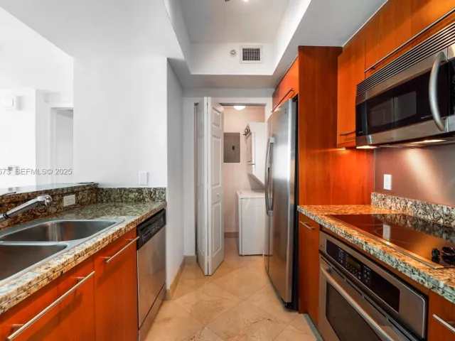 Продажа квартиры #1822 - фото 6855037