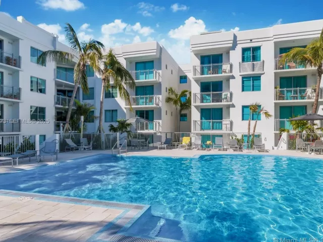 Продажа квартиры #1822 - фото 6855021