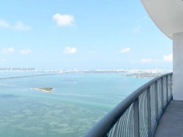 Продажа квартиры #5105 - фото 7436884