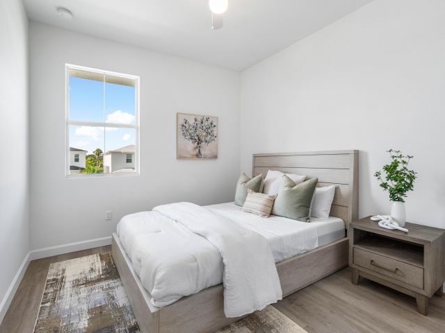 Продажа дома по адресу 6359 Tenor Drive - фото 6856804