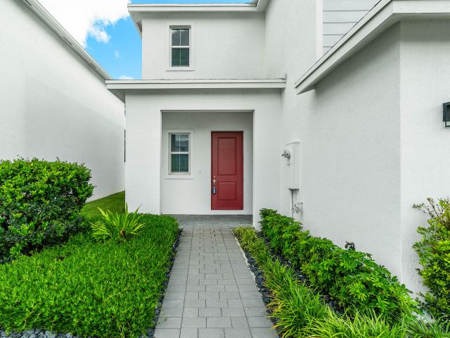 Продажа дома по адресу 6359 Tenor Drive - фото 6856816