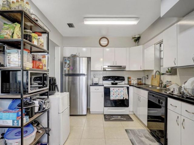 Продажа дома по адресу 7530 Atlanta Street - фото 6862341