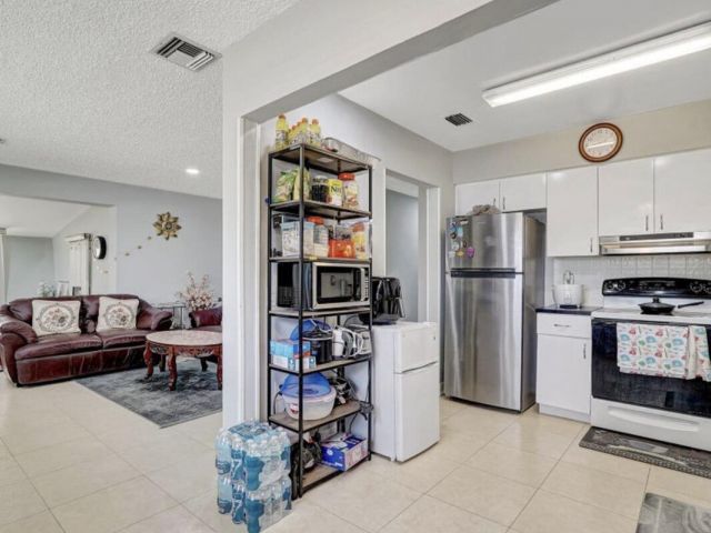 Продажа дома по адресу 7530 Atlanta Street - фото 6862342