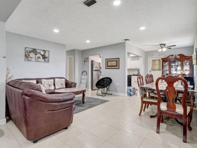 Продажа дома по адресу 7530 Atlanta Street - фото 6862348