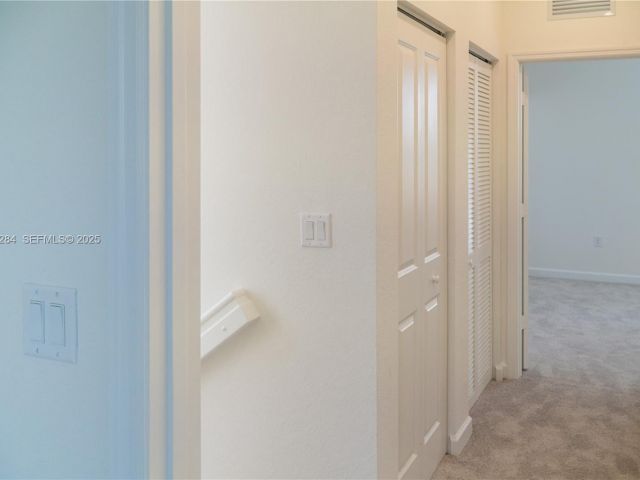 Дом в аренду по адресу 27651 SW 155 CT 0 - фото 7511218