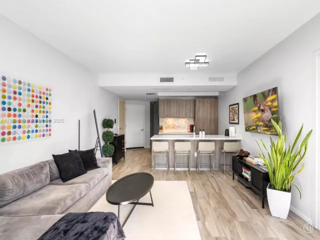 Продажа квартиры #1603 - фото 6861141