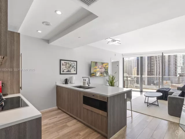 Продажа квартиры #1603 - фото 6861146