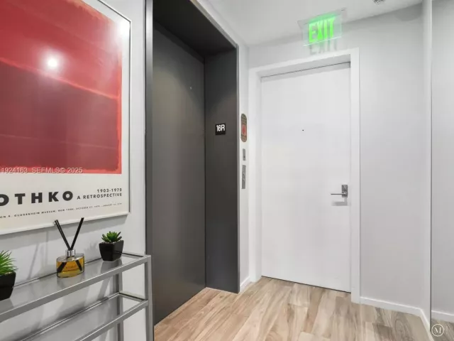 Продажа квартиры #1603 - фото 6861147