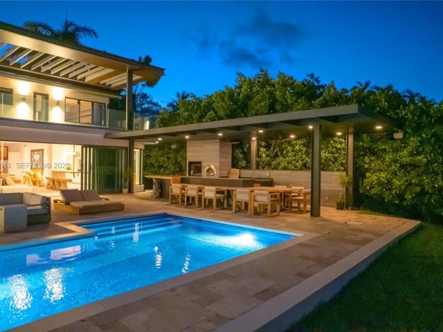 Продажа дома по адресу 327 E Rivo Alto Dr - фото 6858595