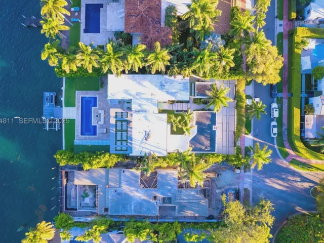 Продажа дома по адресу 327 E Rivo Alto Dr - фото 7962434