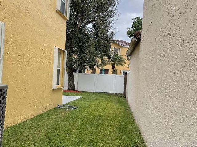 Дом в аренду по адресу 191 NW 152nd Lane - фото 6859063