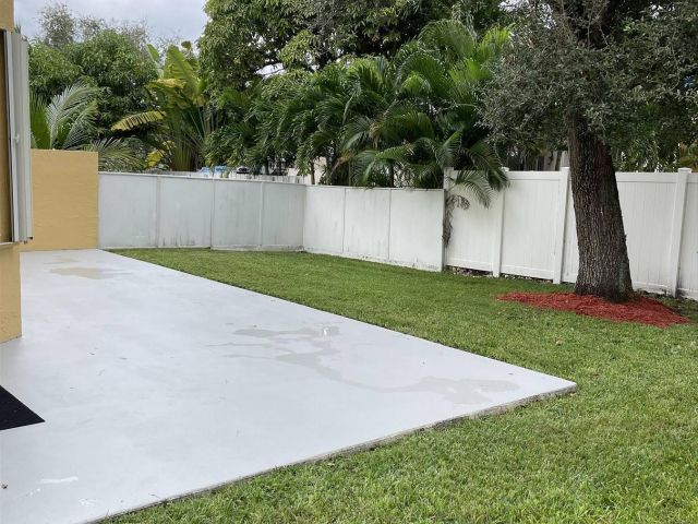 Дом в аренду по адресу 191 NW 152nd Lane - фото 6859065