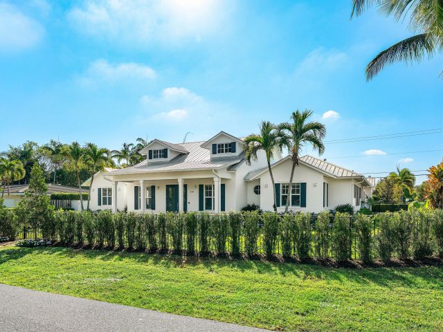 Продажа дома по адресу 114 NW 16th Street - фото 6871436