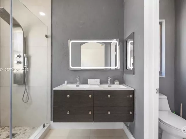 Продажа дома по адресу 8362 NW 107th Ct 7-24 - фото 6858848