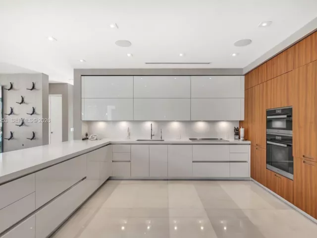 Дом в аренду по адресу 420 Island Dr - фото 6858998