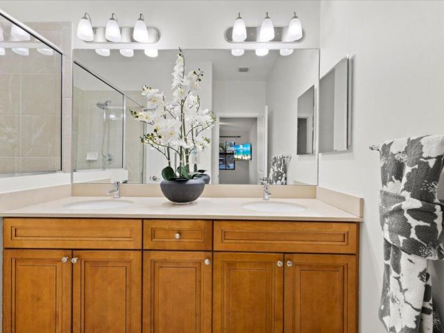 Продажа дома по адресу 3008 Hop Tree Way - фото 6862138