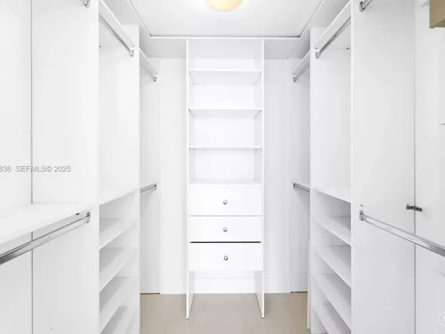 Продажа квартиры #1907 - фото 6860991