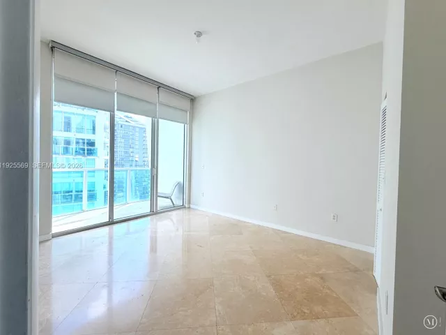 Квартира в аренду номер4218 - фото 6861471