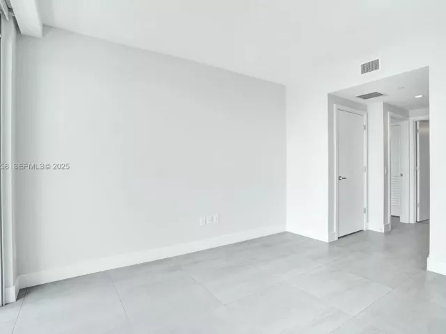 Продажа квартиры #4109 - фото 6861178