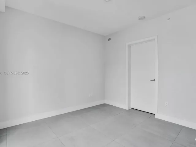 Продажа квартиры #4109 - фото 6861170