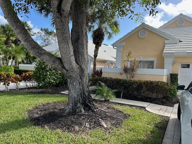 Продажа дома по адресу 1100 Lytham Court - фото 6861222