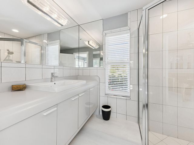 Продажа дома по адресу 6 Cloister Circle - фото 6861722