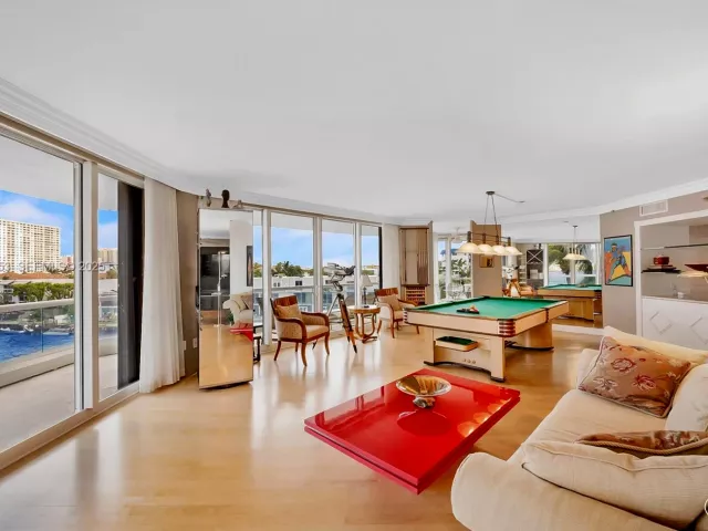 Продажа квартиры #301 - фото 6874655