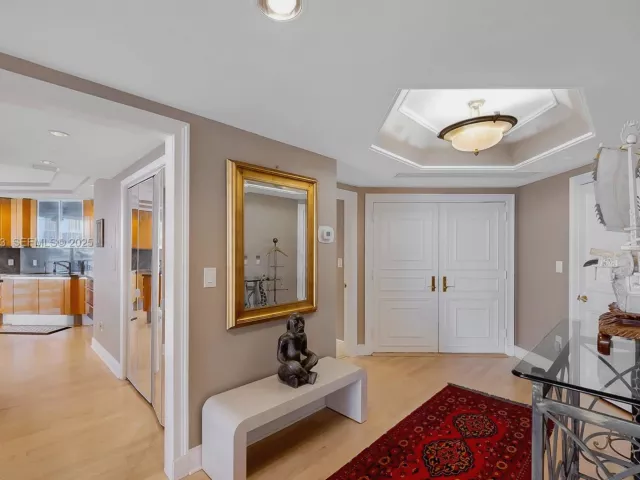 Продажа квартиры #301 - фото 6874661