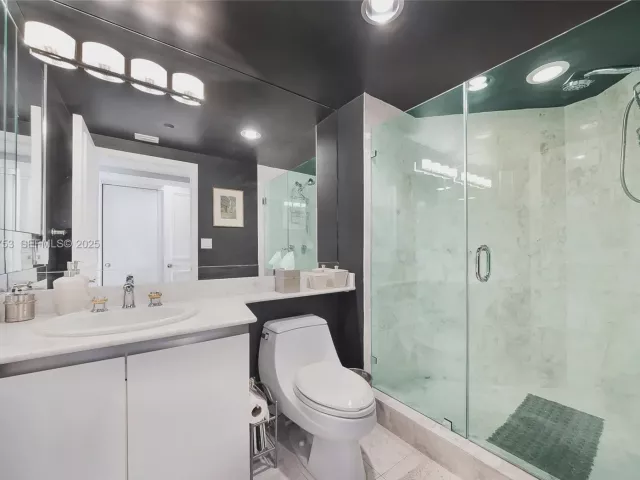 Продажа квартиры #301 - фото 6874646