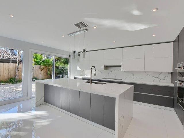 Продажа дома по адресу 23352 Lago Mar Circle - фото 6894842