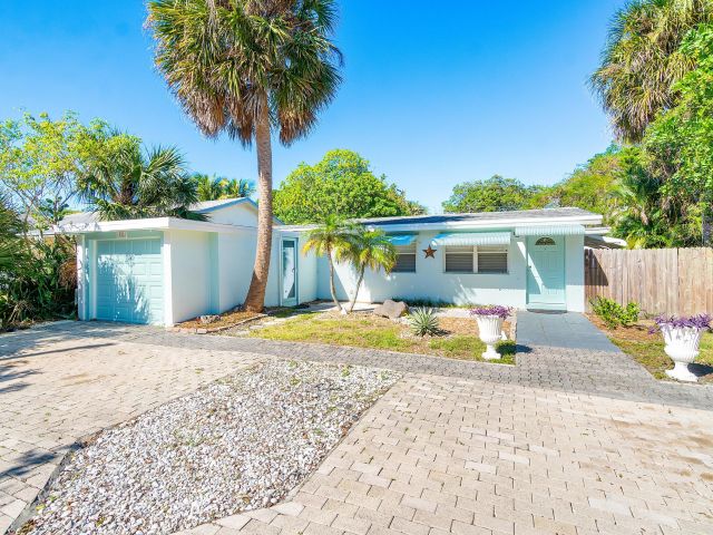 Дом в аренду по адресу 321 Forsyth Street - фото 6862895