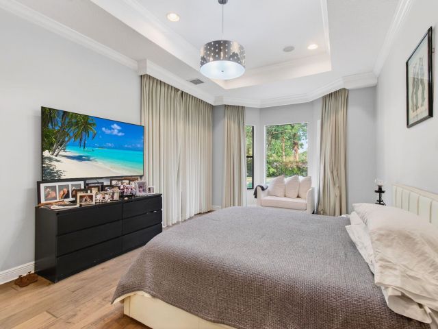 Продажа дома по адресу 16194 Rosecroft Terrace - фото 6866105