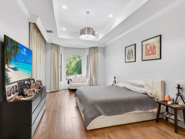 Продажа дома по адресу 16194 Rosecroft Terrace - фото 6866107