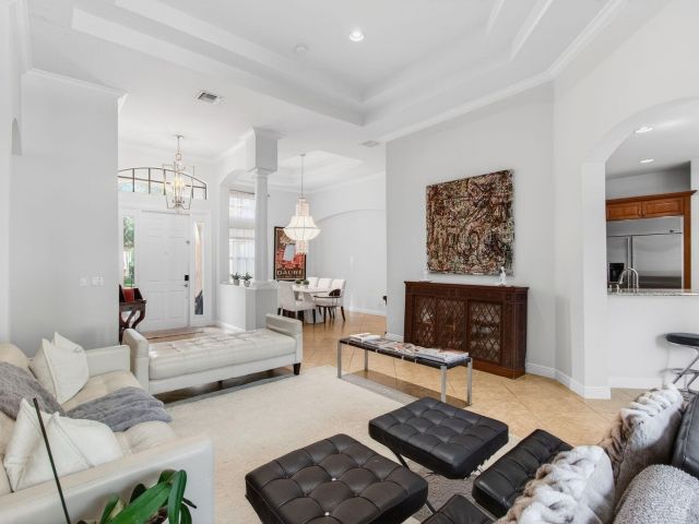 Продажа дома по адресу 16194 Rosecroft Terrace - фото 6866113