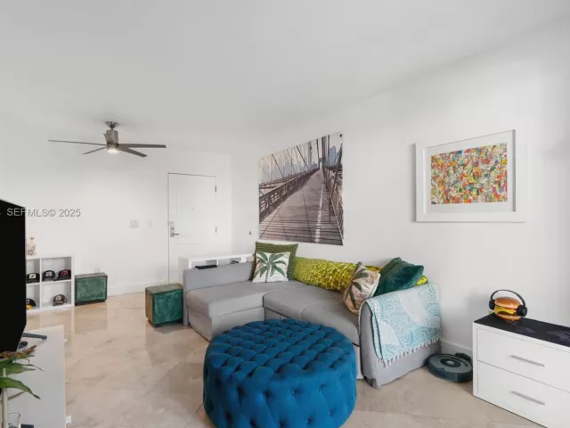 Продажа квартиры #2309 - фото 6863292