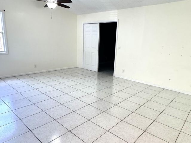 Дом в аренду по адресу 5149 El Claro Circle - фото 6862846