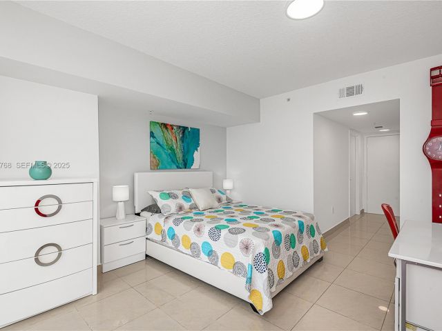 Квартира в аренду номер2408 - фото 6864233