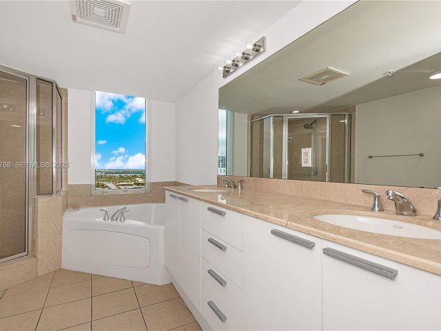 Квартира в аренду номер2408 - фото 6864235