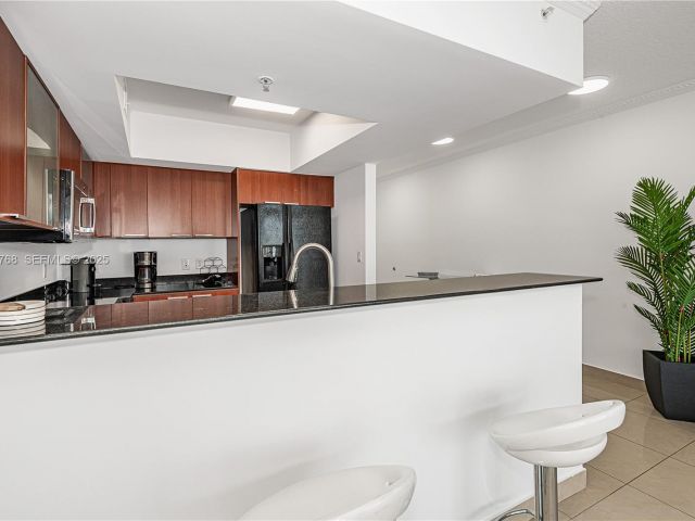 Квартира в аренду номер2408 - фото 6864237