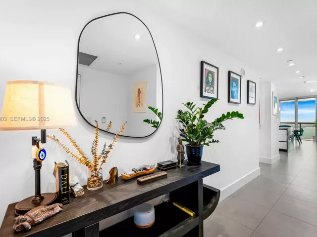 Продажа квартиры #3901 - фото 6863484