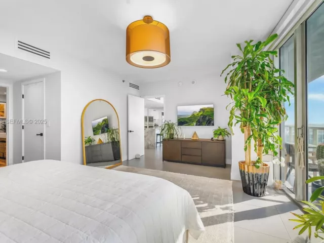 Продажа квартиры #3901 - фото 6863475