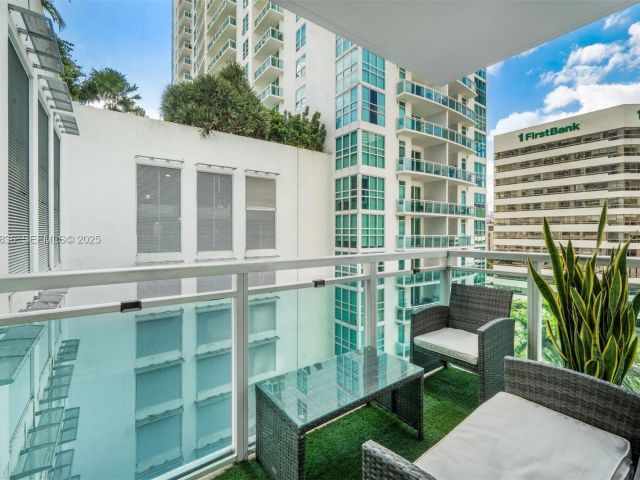 Продажа квартиры #803 - фото 7440896