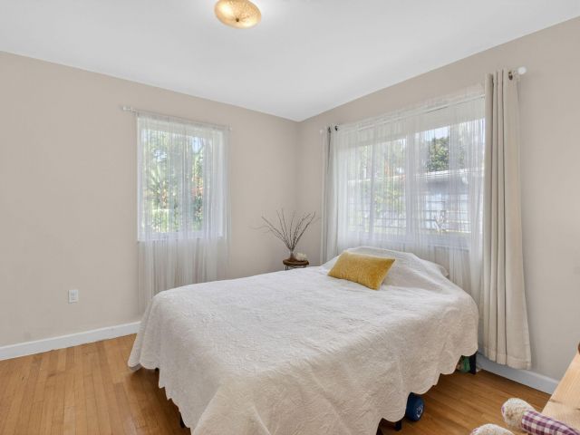 Продажа дома по адресу 215 N Seacrest Circle - фото 6879522