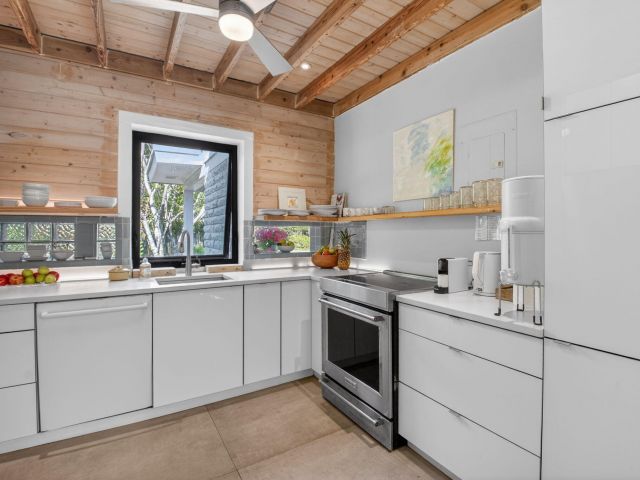 Продажа дома по адресу 215 N Seacrest Circle - фото 6879526