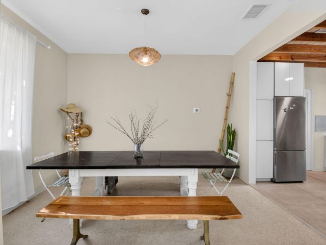 Продажа дома по адресу 215 N Seacrest Circle - фото 6879528