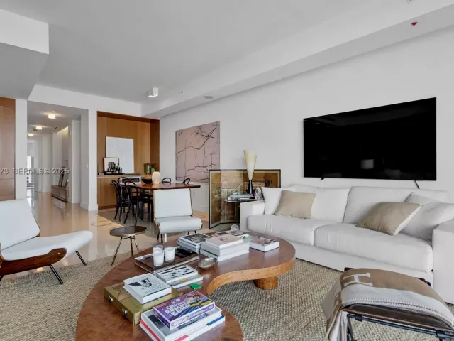 Продажа квартиры #608 - фото 6872789