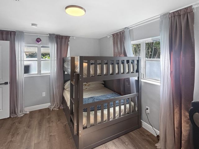 Дом в аренду по адресу 100 SW 17th Street - фото 6865223