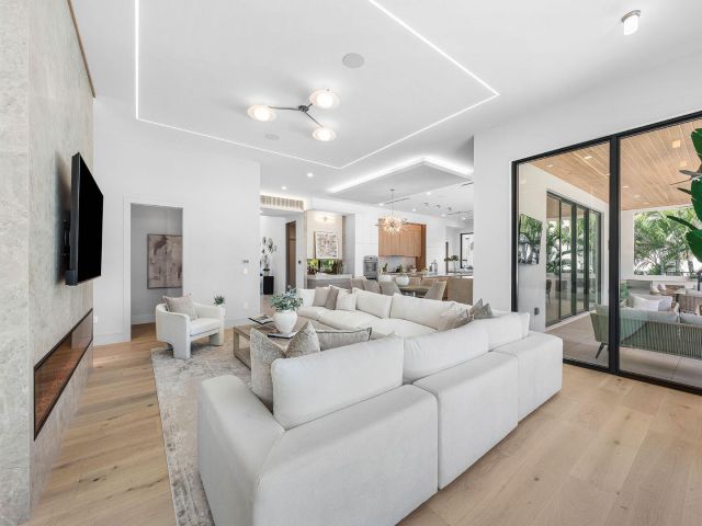 Продажа дома по адресу 2240 Date Palm Road - фото 6862914