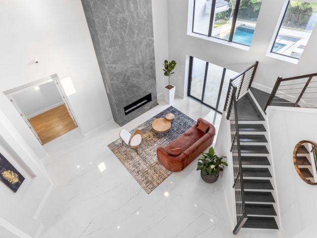 Продажа дома по адресу 2740 NW 69th Street - фото 6864993